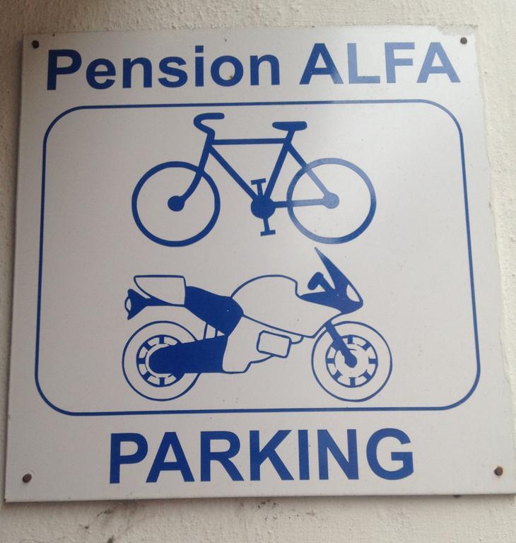 Pension Alfa & Whisky Pub Tabor Exterior photo